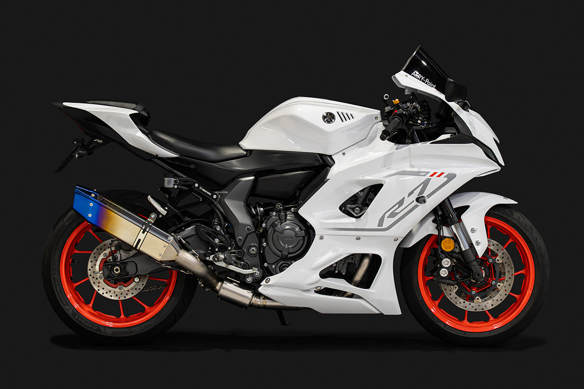 【新製品情報】YAMAHA YZF-R7 政府認証フルエキゾーストマフラーIKAZUCHI