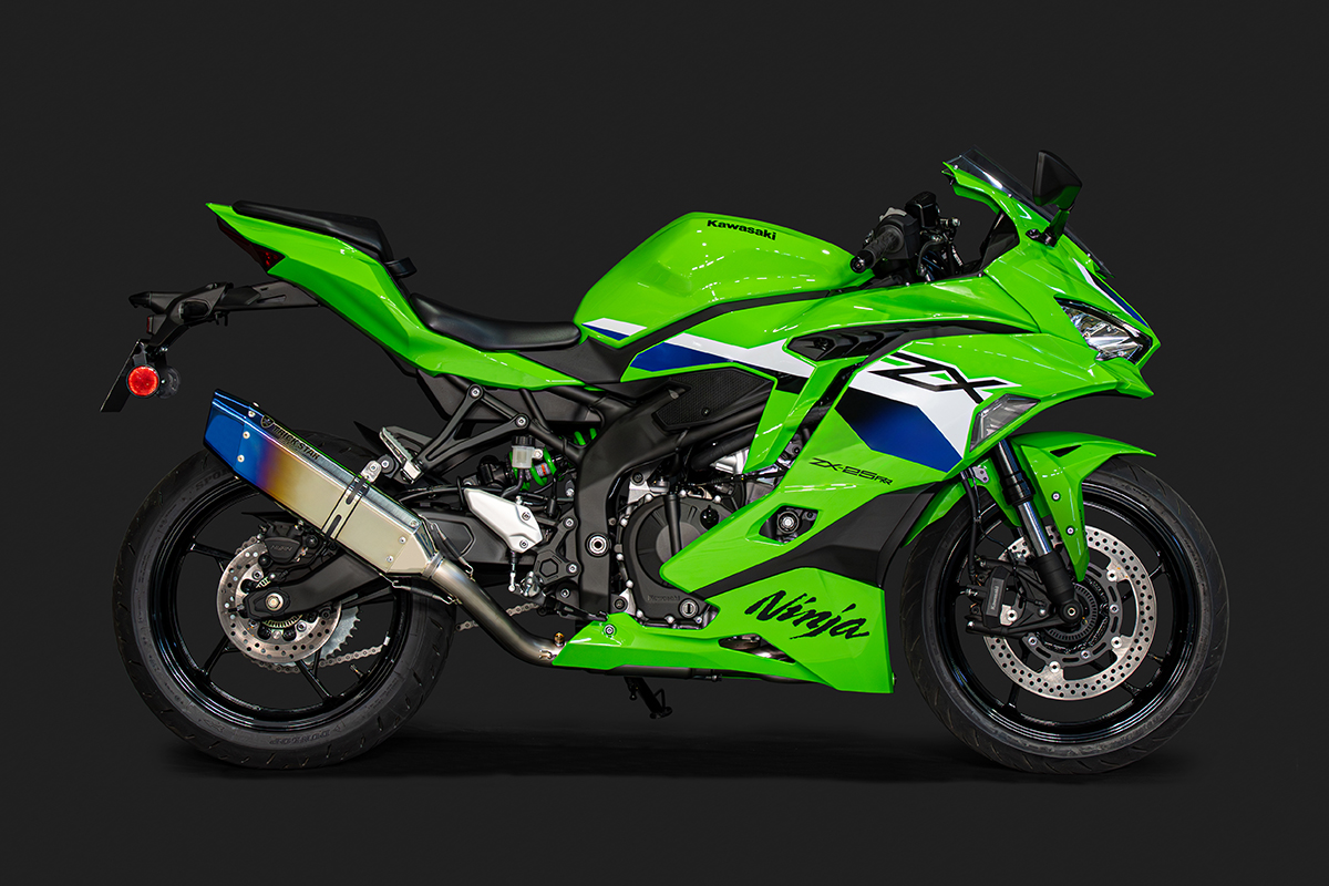 【新製品情報】Ninja ZX-25RR/ZX-25R SE (26) 政府認証フルエキゾーストマフラーIKAZUCHI