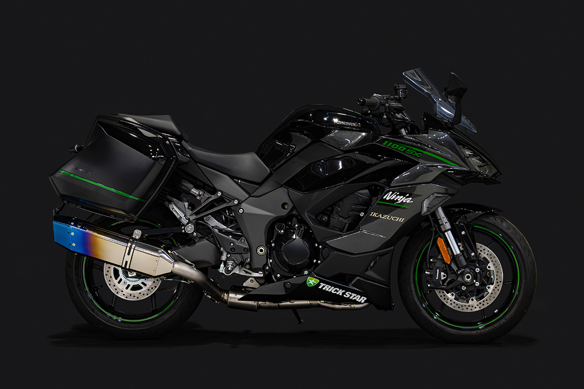 Ninja1100SX政府認証フルエキゾーストマフラーIKAZUCHI【パニアケース対応】