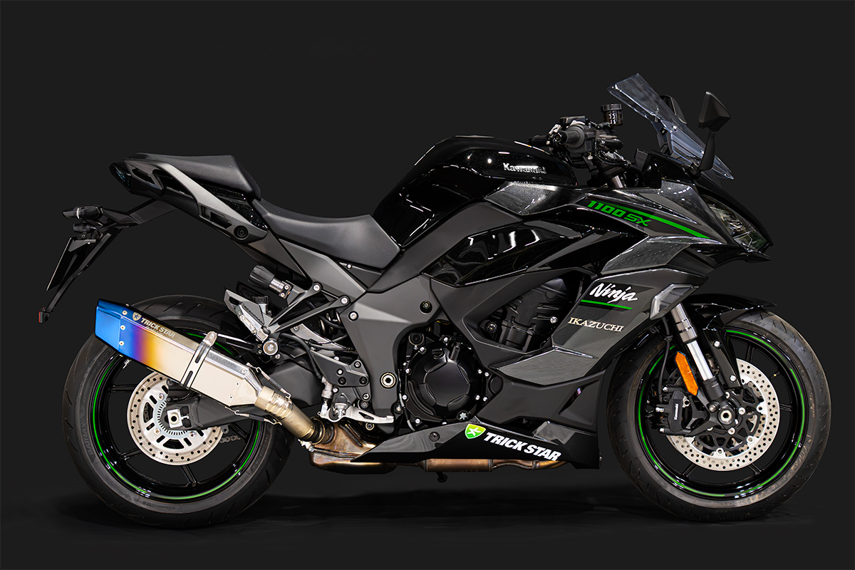 Ninja1100SX 政府認証スリップオンマフラーIKAZUCHI　※パニア非対応