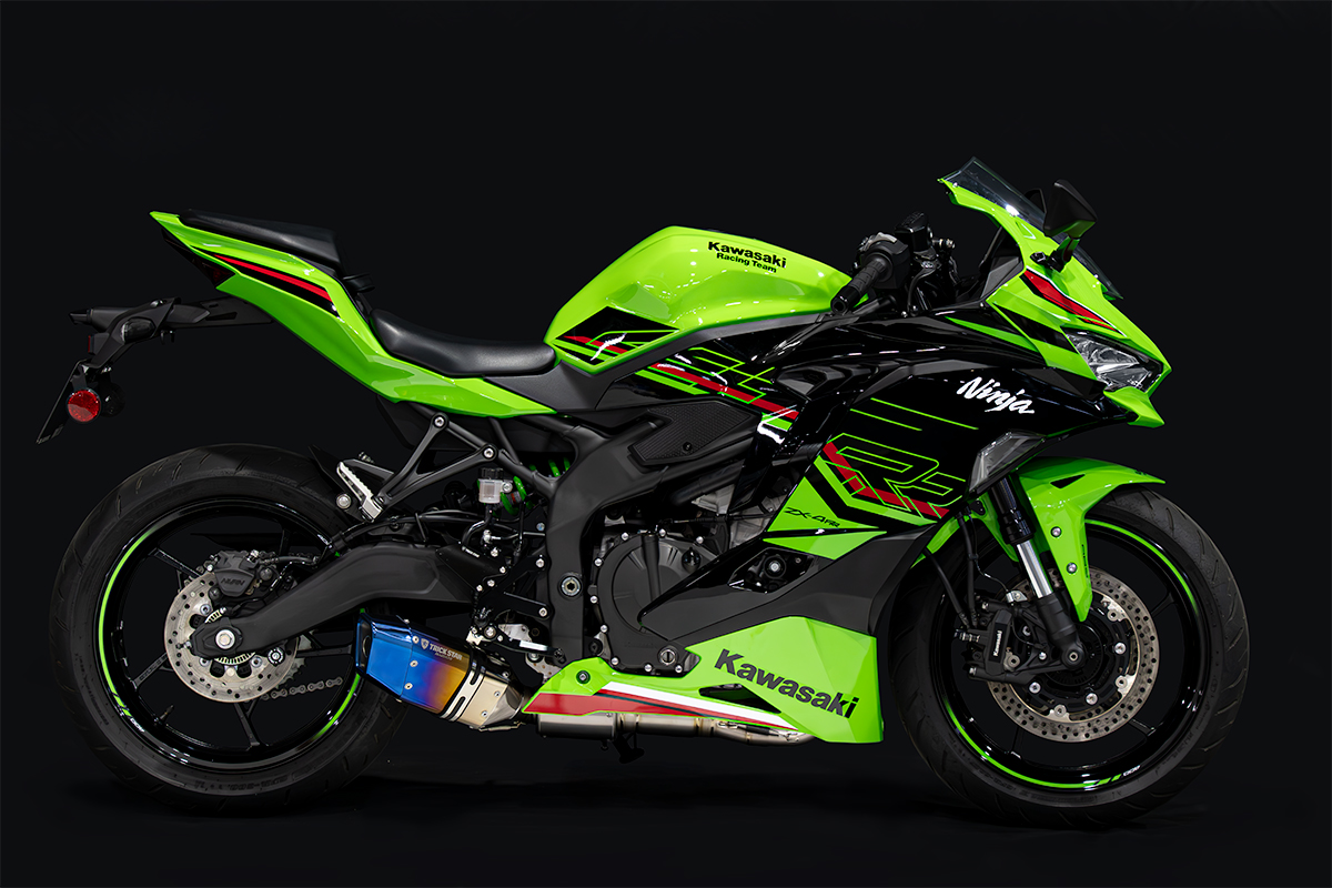 トリックスター / Ninja ZX-4R SE/4RR（24-25）政府認証ダウン