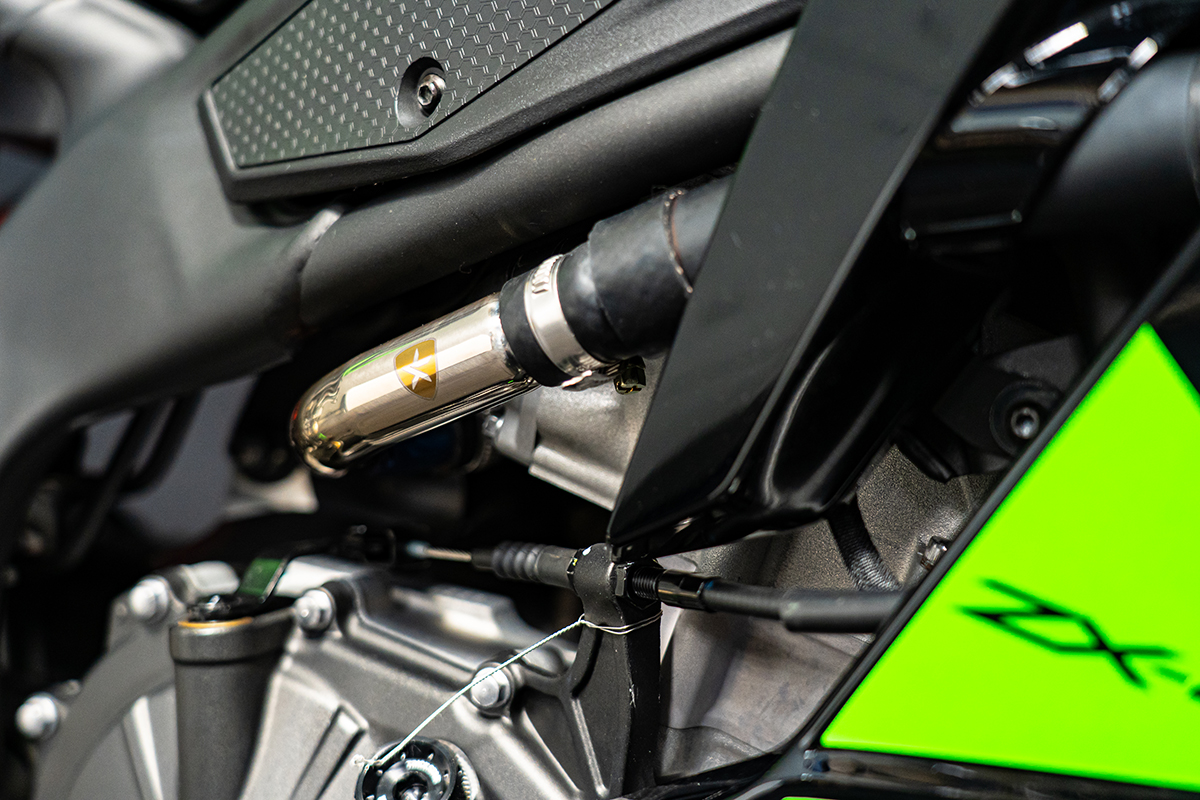 トリックスター / Ninja ZX-25R(21-22)(23-24) / Ninja ZX-4R・RR(24 