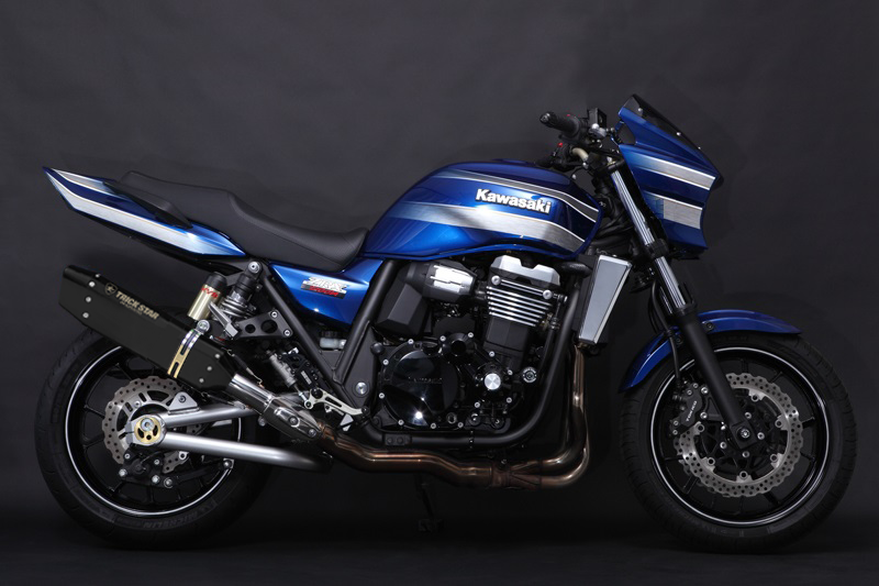 ZRX1200DAEG　レーシングスリップオンマフラーIKAZUCHI