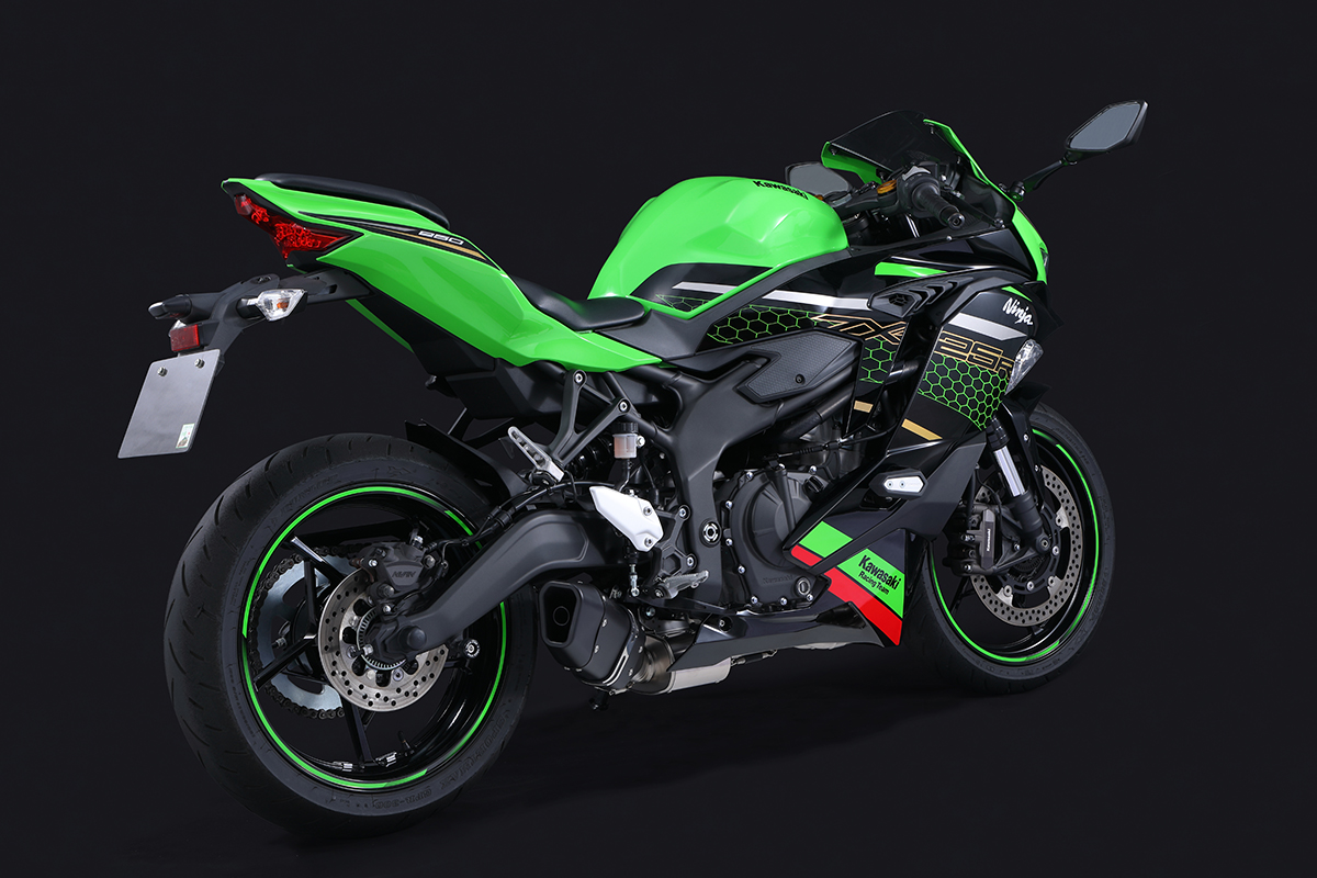 ZX-25R トリックスター　フルエキ