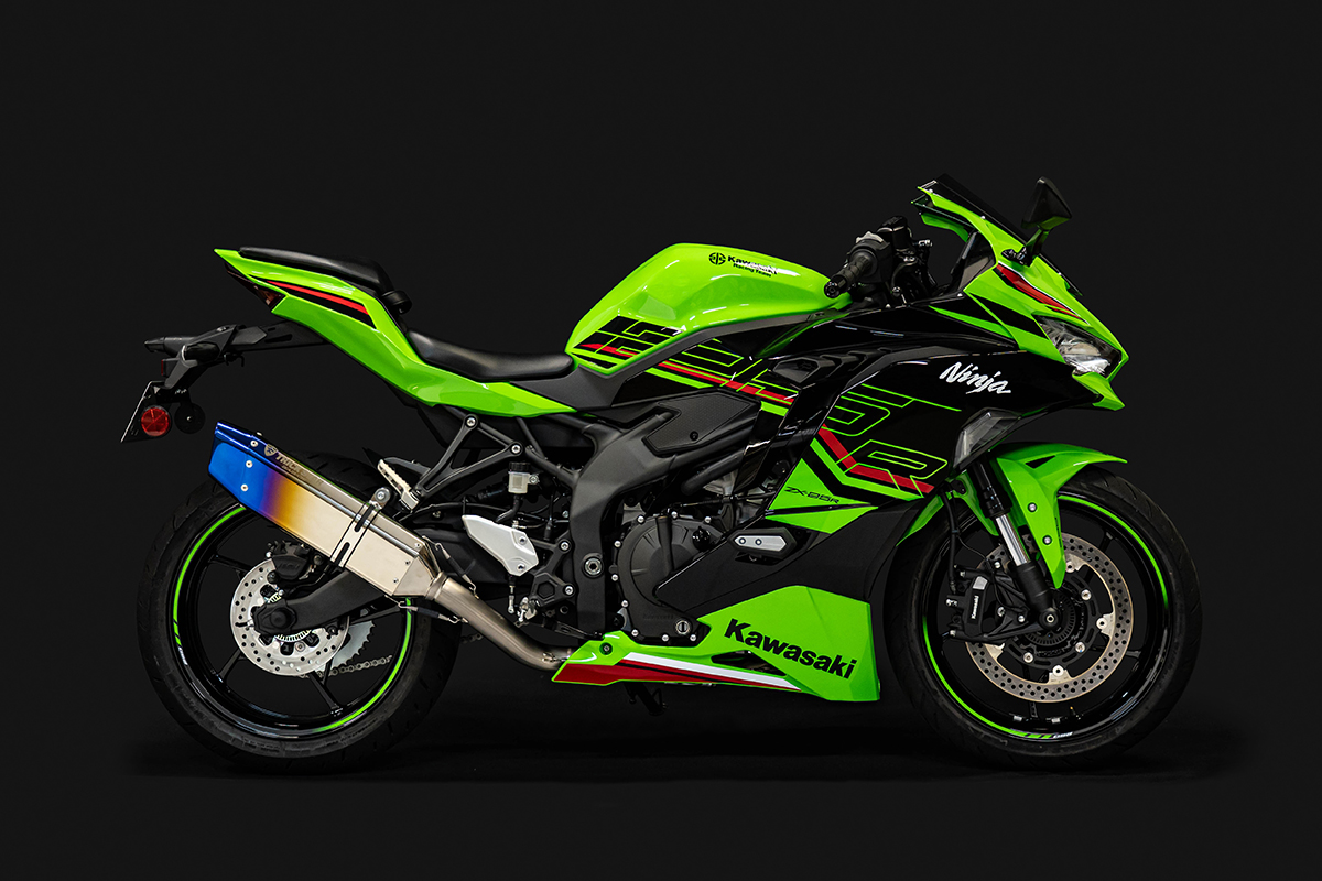 ZX25R 2021-2023年　マフラー