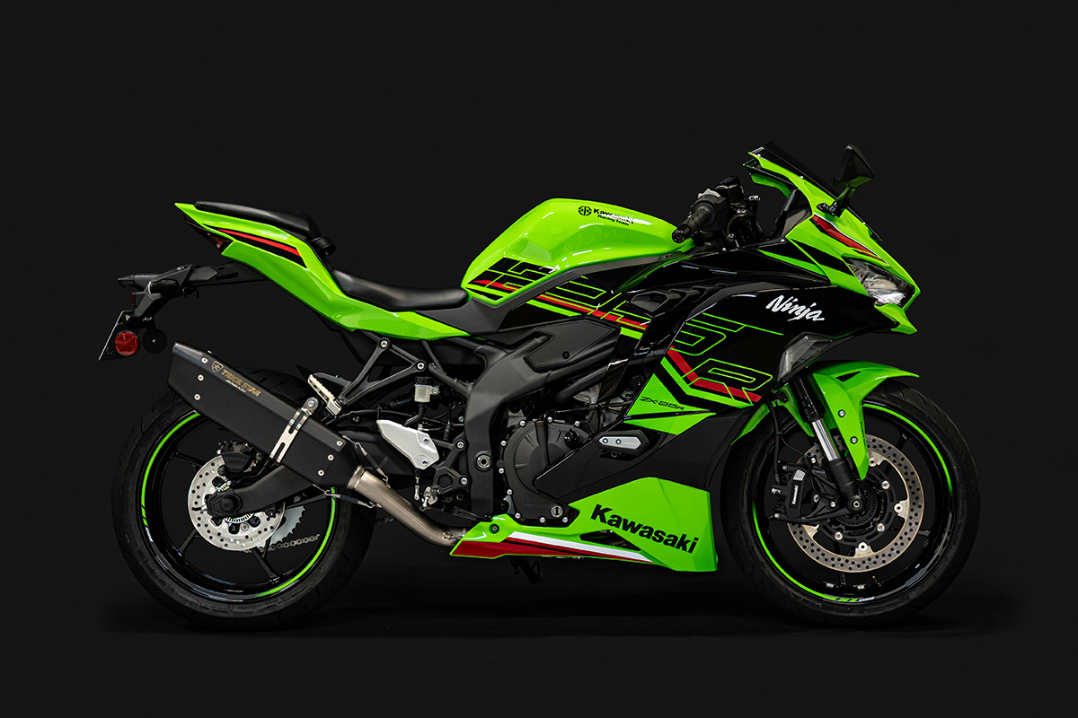 ZX25R 2021-2023年　マフラー　YOSHIMURA