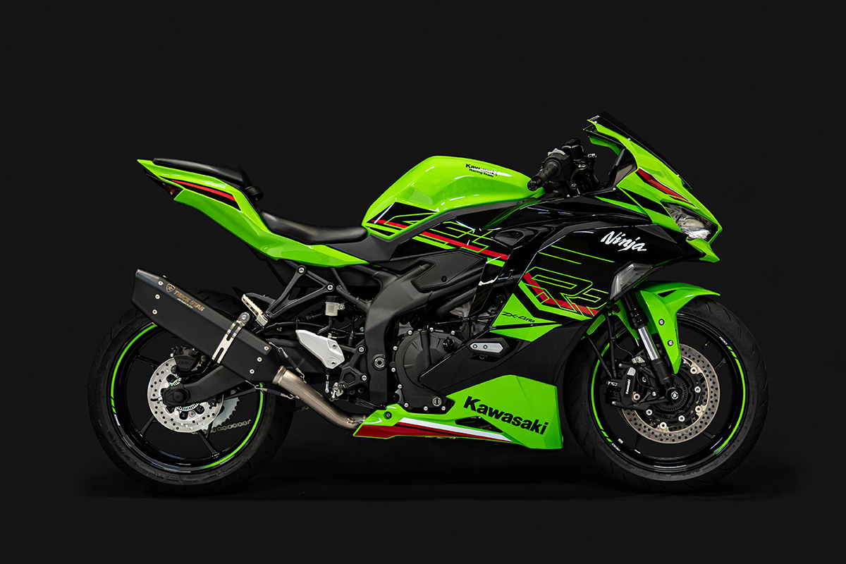 トリックスター / Ninja ZX-4RR / ZX-4R SE レーシングフル