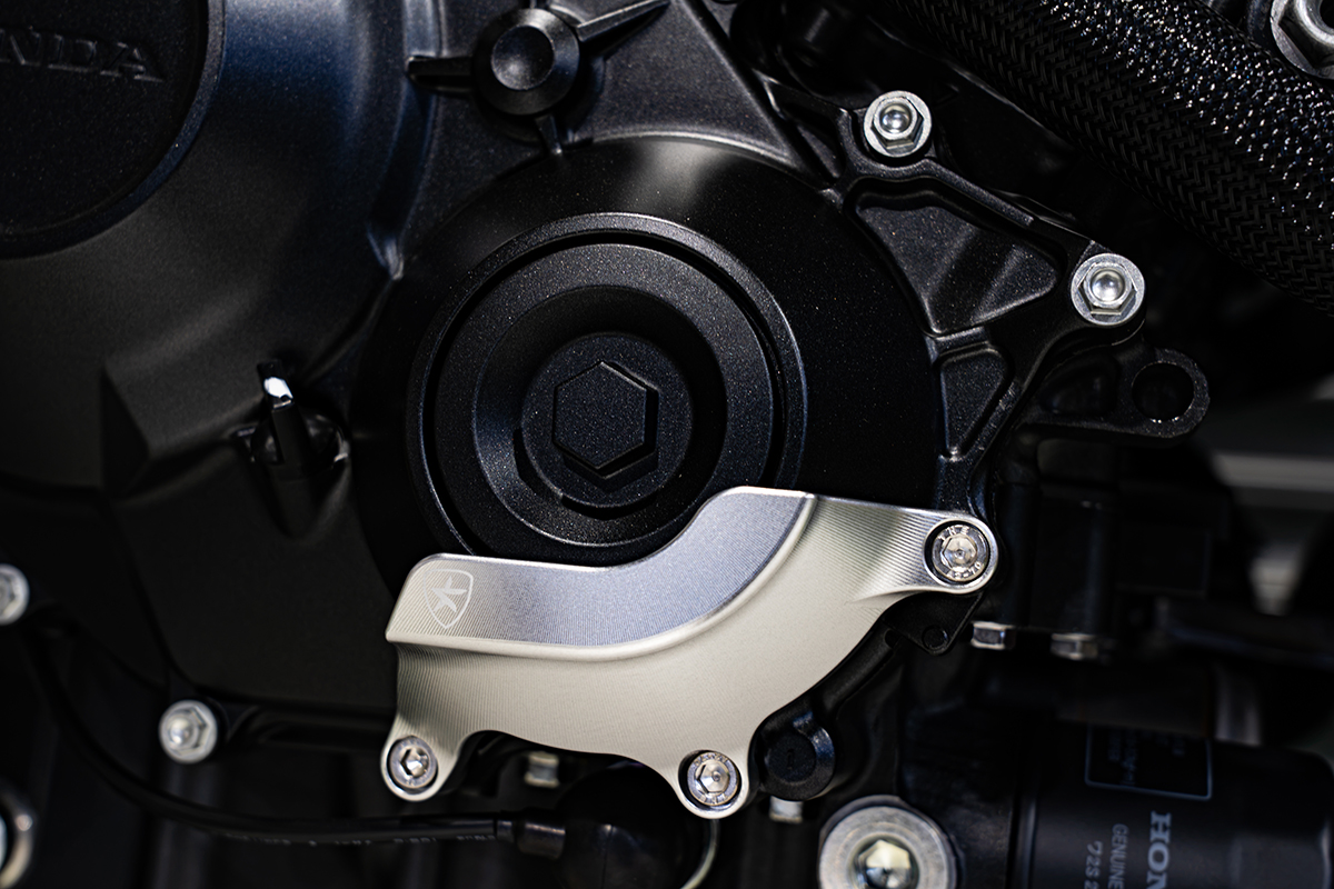 CB1000F(25-) モーターアーマー クラッチカバー