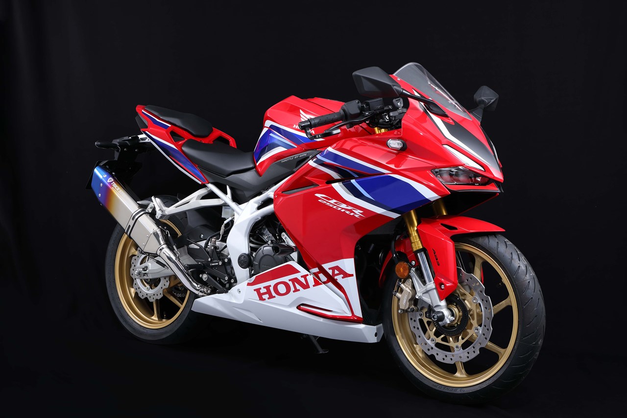 トリックスター　イカヅチ　CBR250RR MC51 41PSモデル