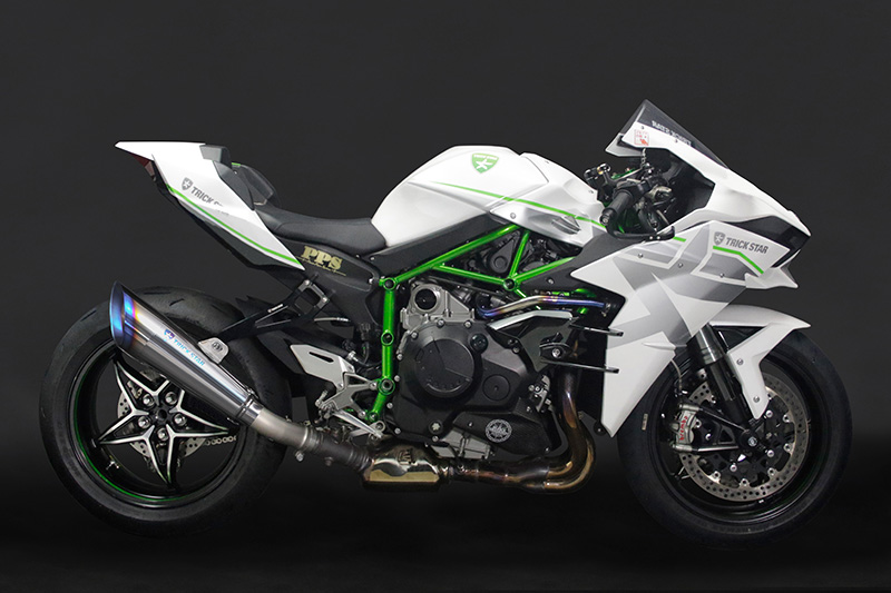 Ninja H2用　トリックスタースリップオン　チタン　美品