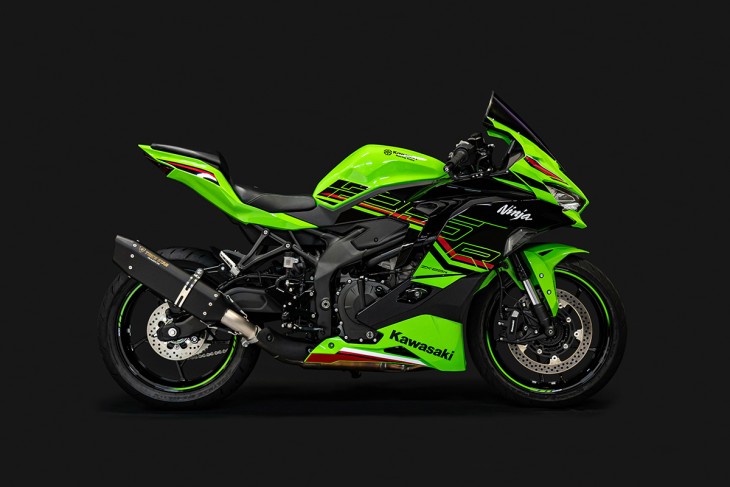 ZX-25R_RST-034-L4BT_横N黒